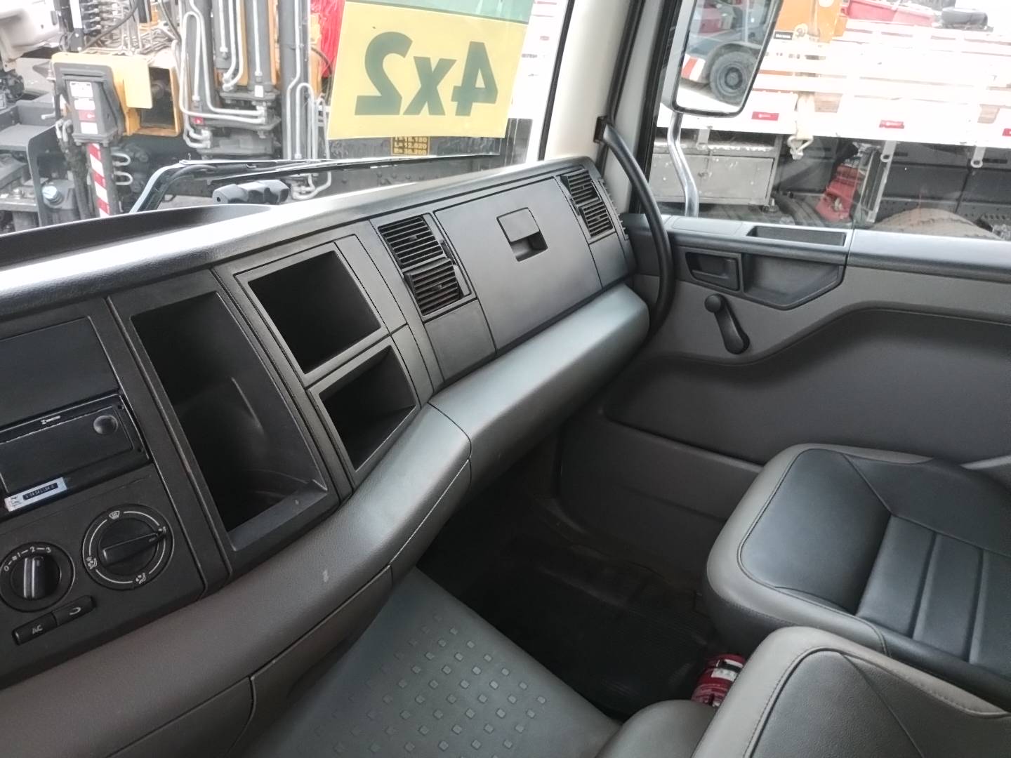 17-230 E CONSTELLATION 2P (DIESEL)(E5)