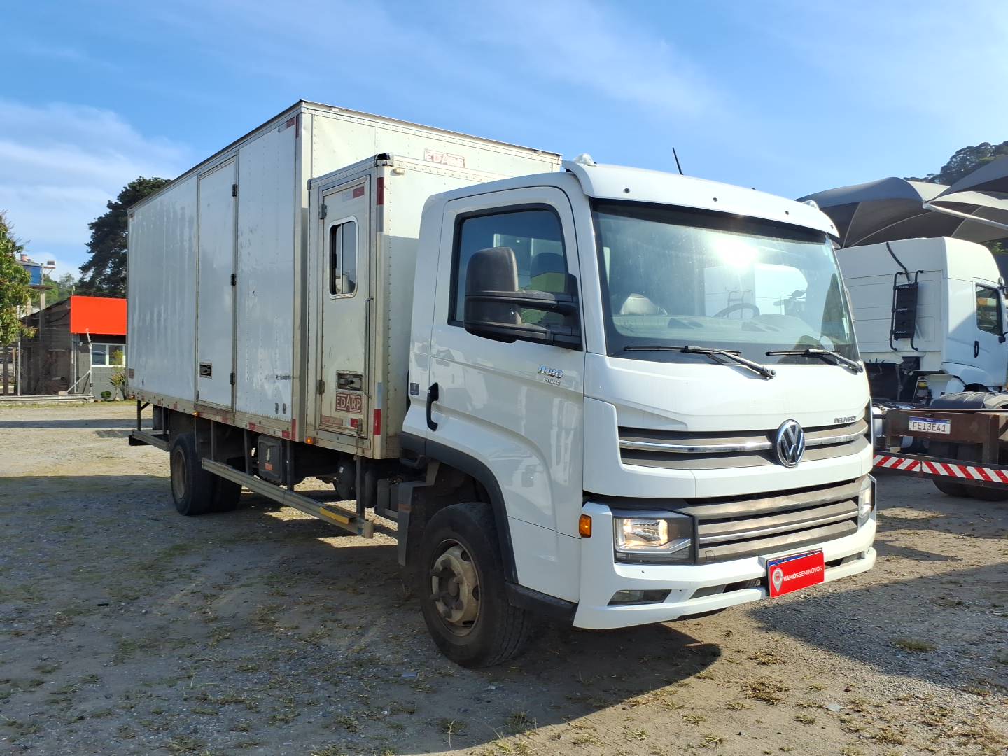 VOLKSWAGEN/11.180 DRC 4X2