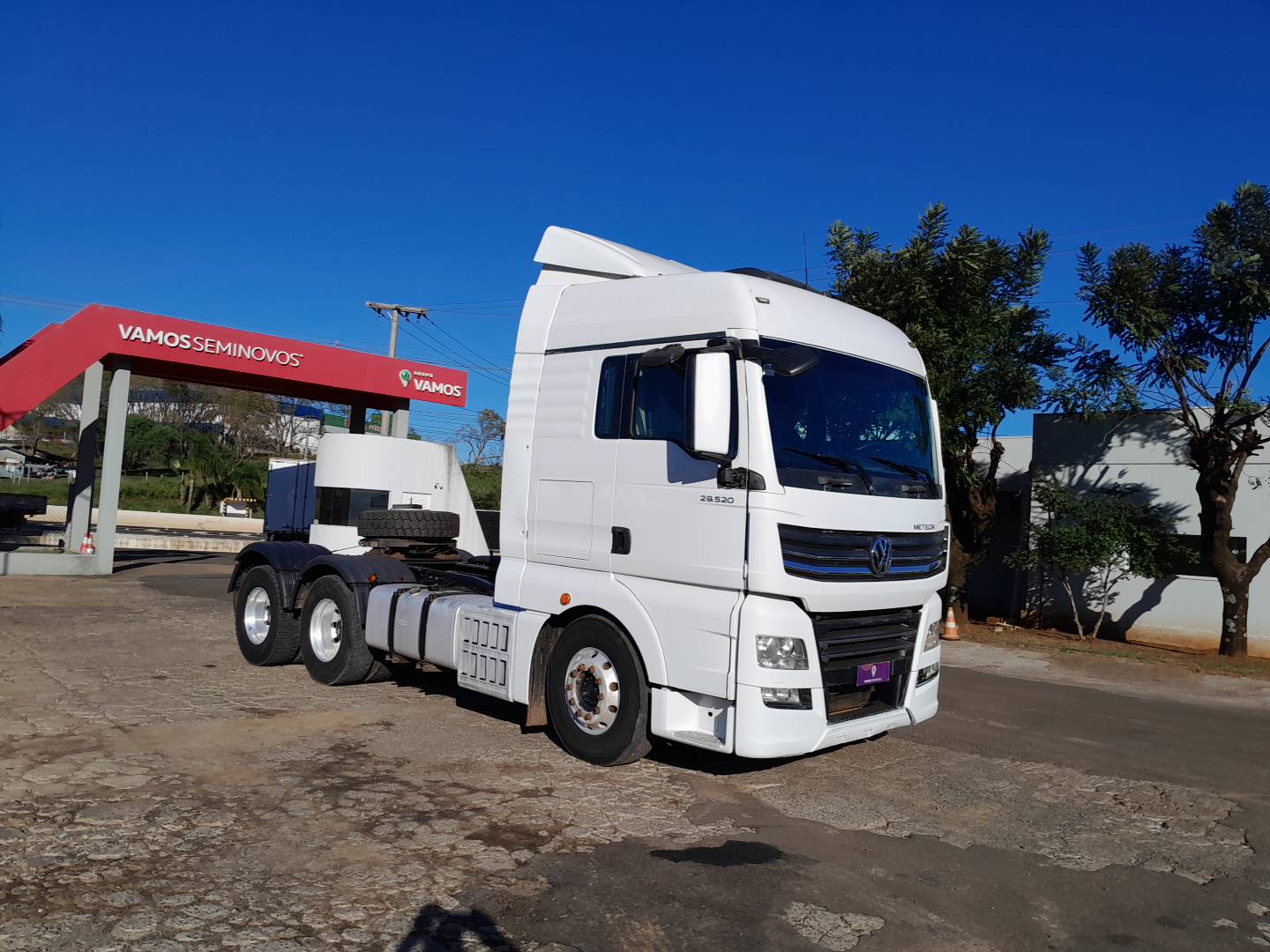 VOLKSWAGEN/29.520 METEOR 6X4