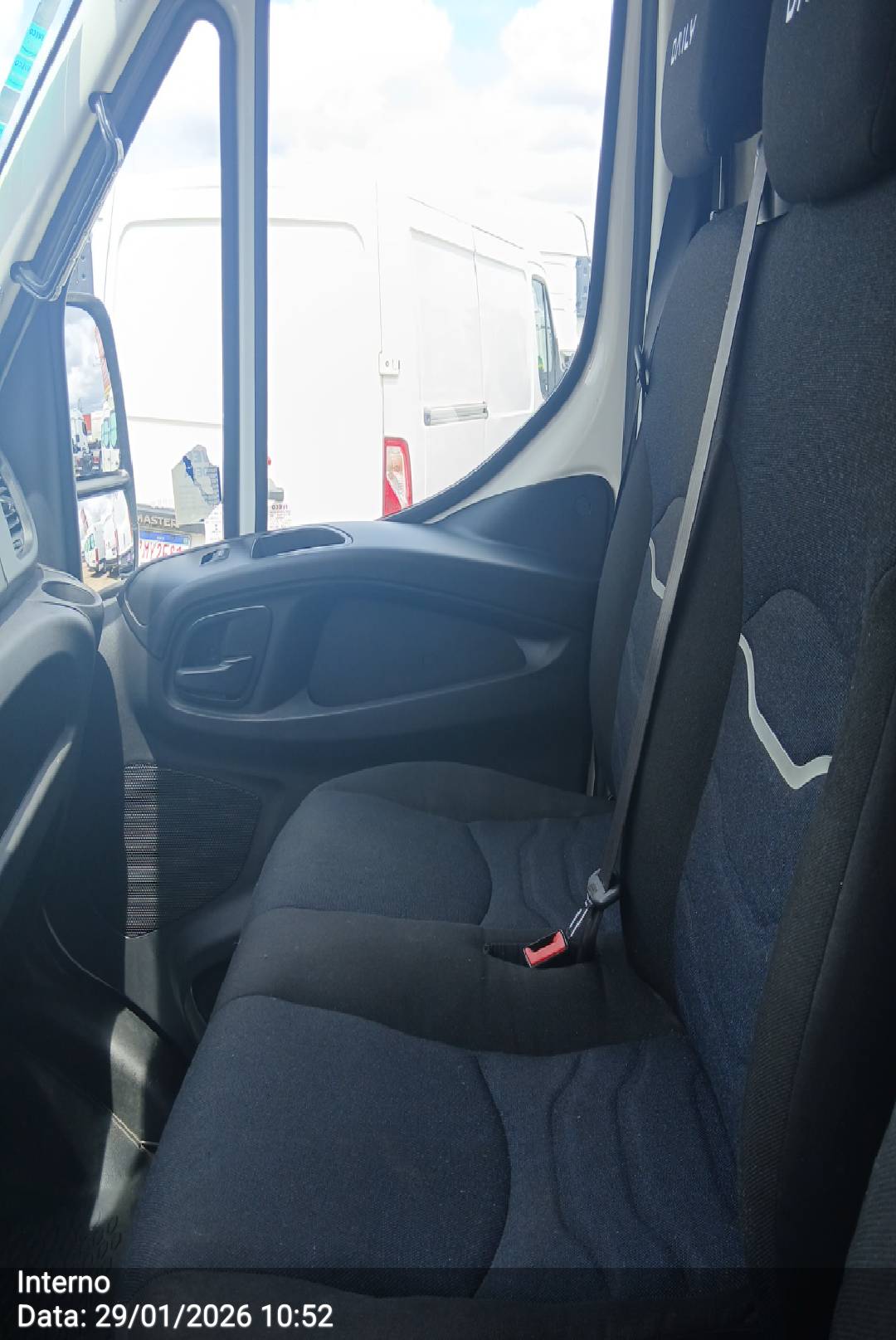 IVECO/DAILY 30-130 VAN