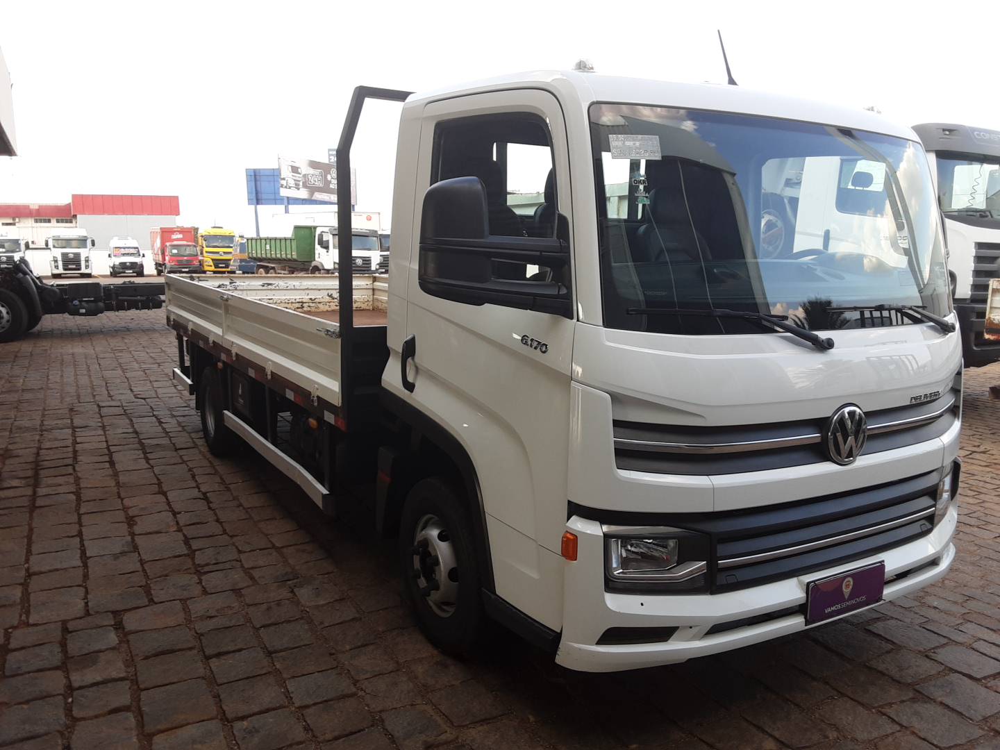 VOLKSWAGEN/6.170 DRF 4X2
