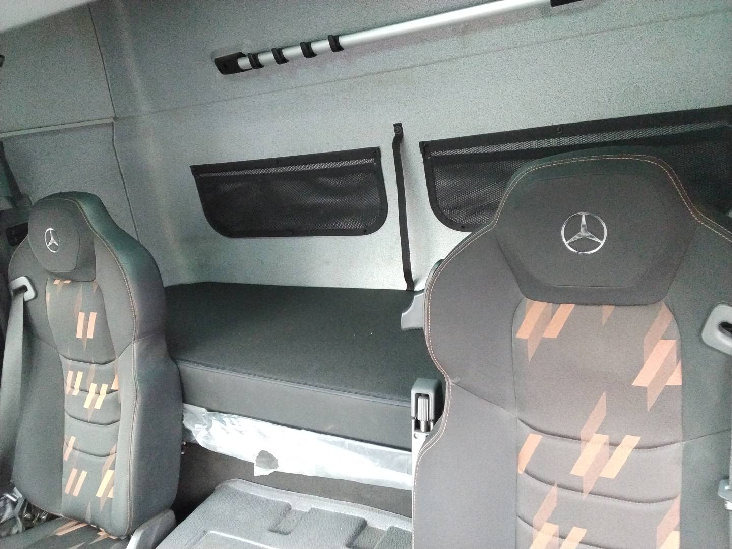 MERCEDES-BENZ/ATEGO 3033 CABINE ESTENDIDA
