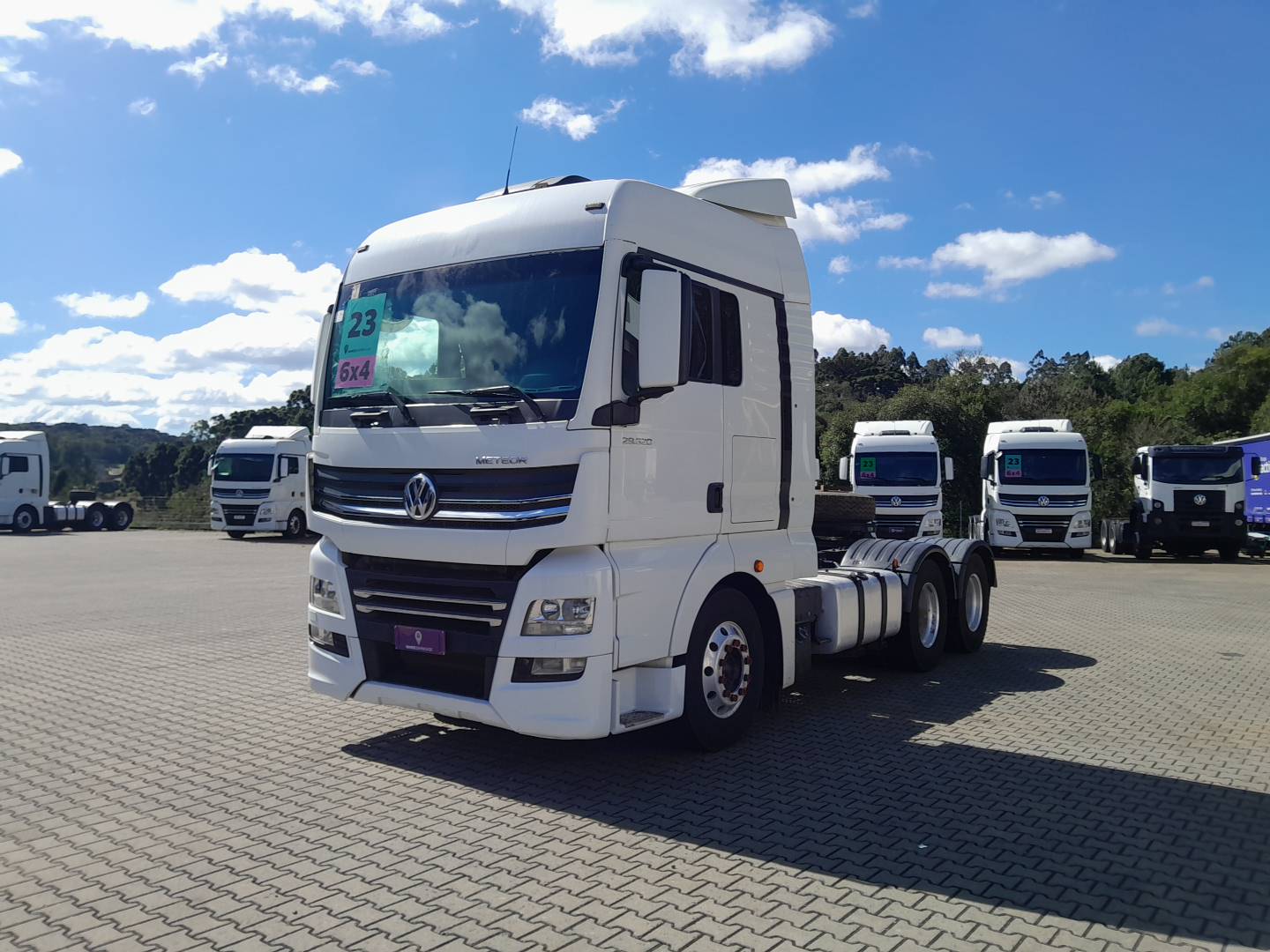 VOLKSWAGEN/29.520 METEOR 6X4