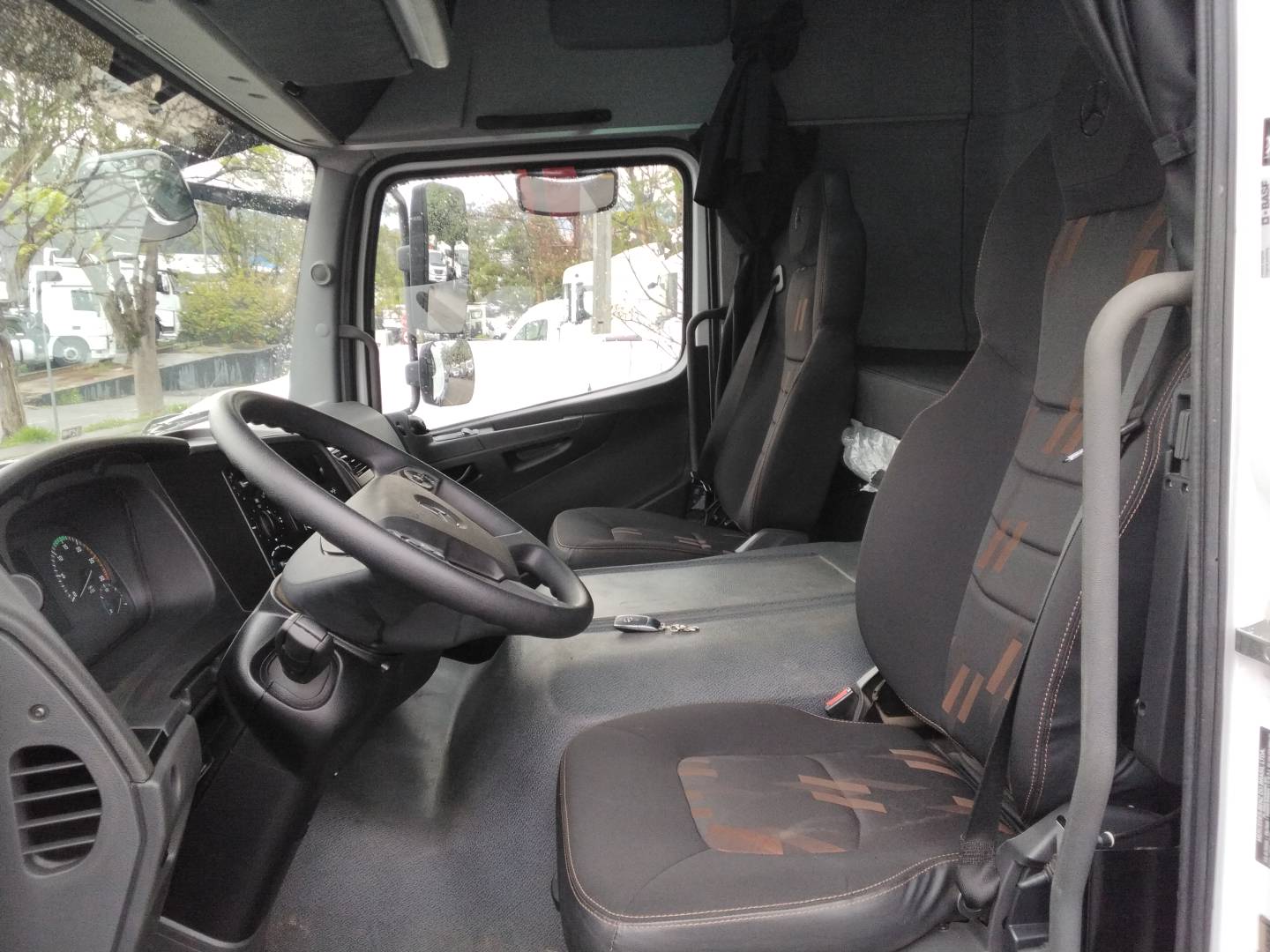 MERCEDES-BENZ/ATEGO 3033 CABINE ESTENDIDA