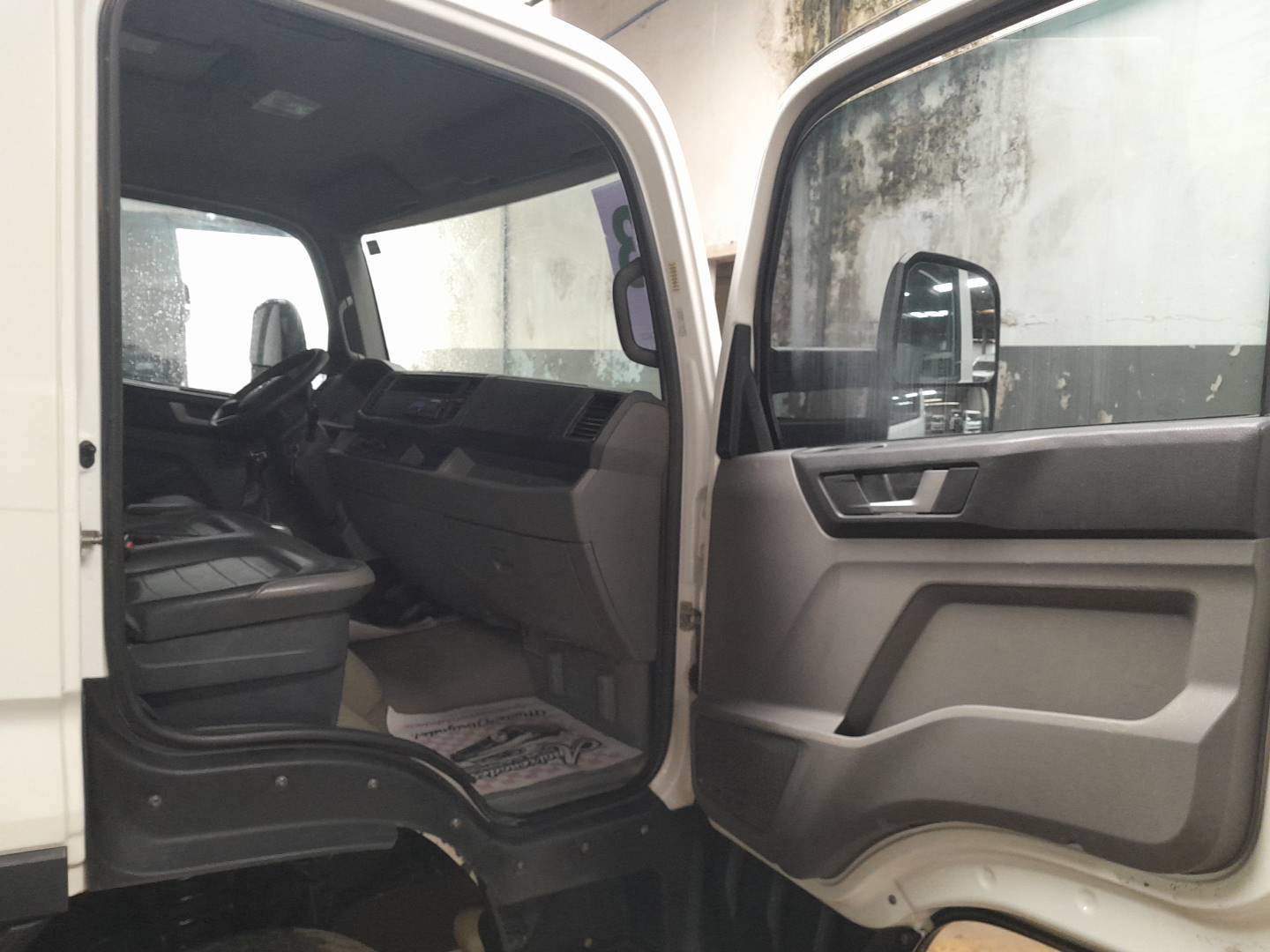 6-160 DELIVERY 2P (DIESEL)(E5)