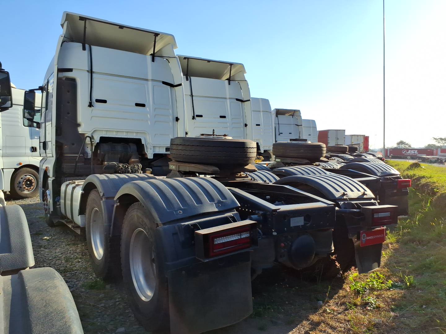 VOLKSWAGEN/29.520 METEOR 6X4