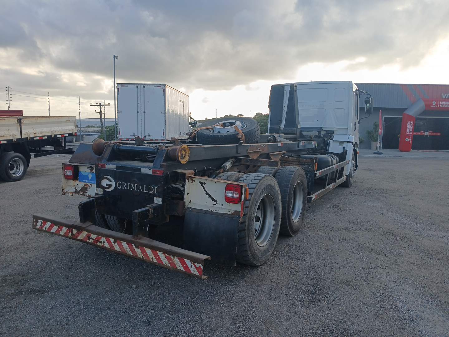 24-280 E CONSTEL. 6X2 2P (DIESEL)(E5)