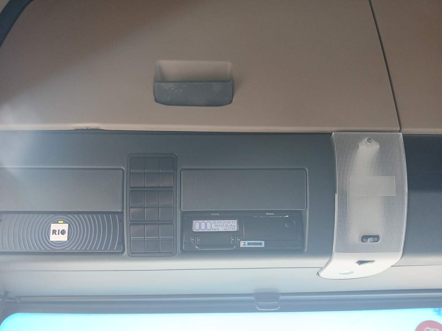 VOLKSWAGEN/29.520 METEOR 6X4