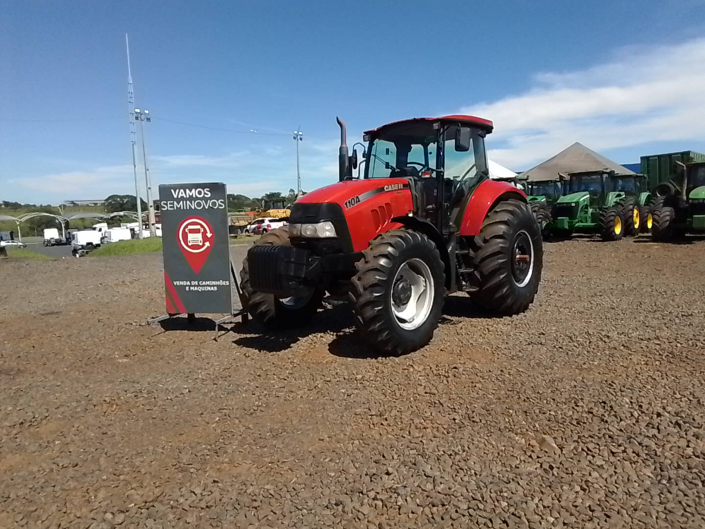 TRATOR CASE FARMALL 110A