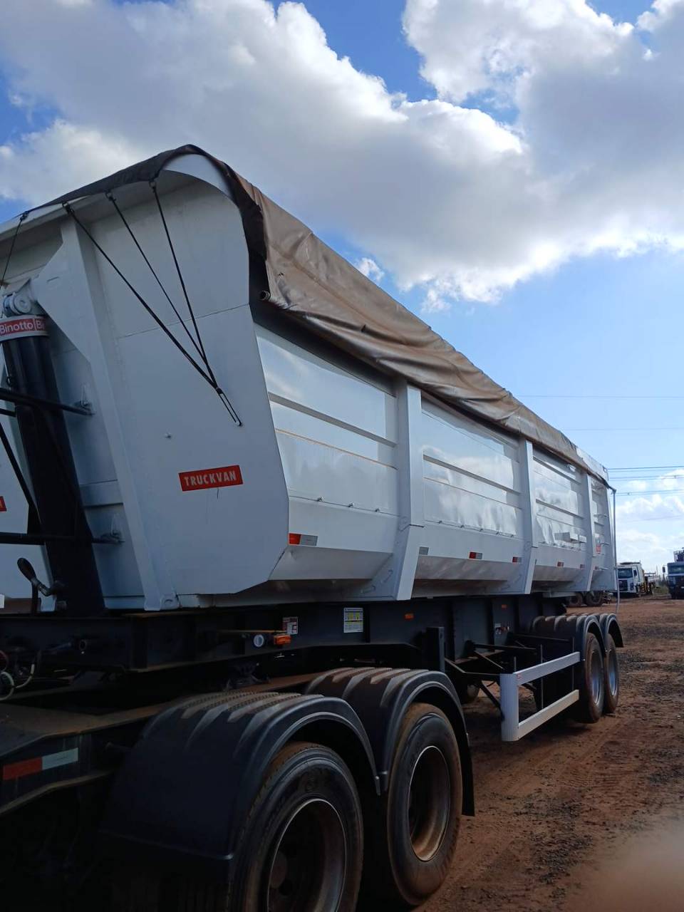 RODOTREM BASCULANTE