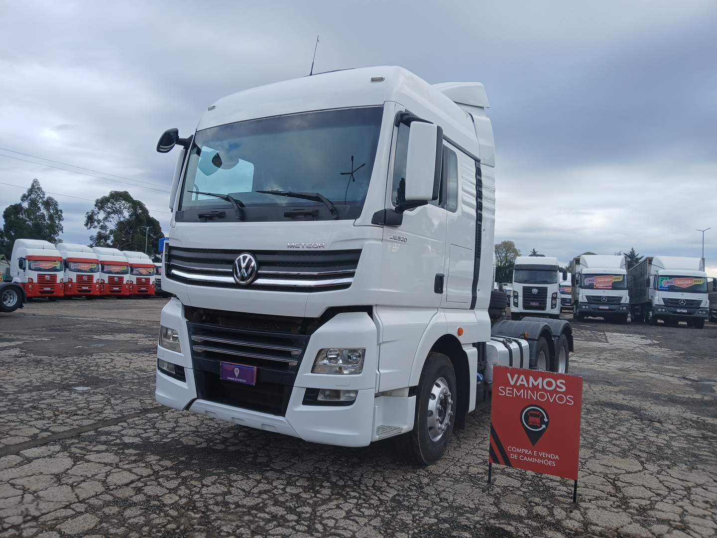 VOLKSWAGEN/29.520 METEOR 6X4