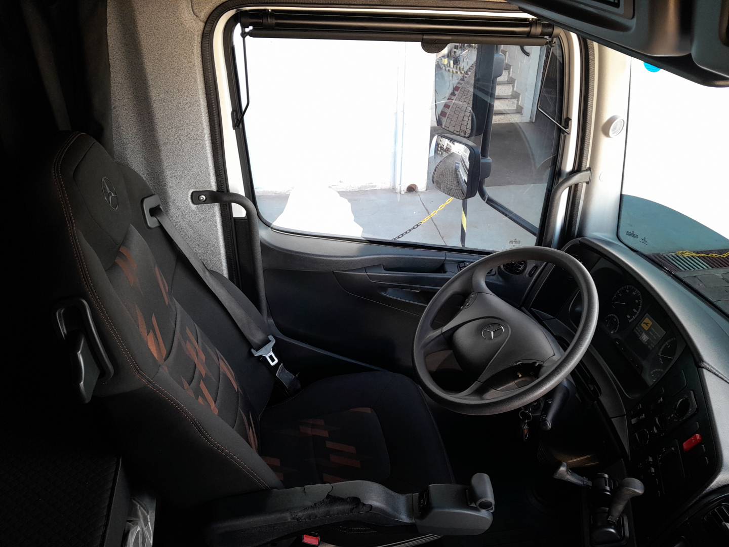 MERCEDES-BENZ/AXOR 2644 LS 6X4