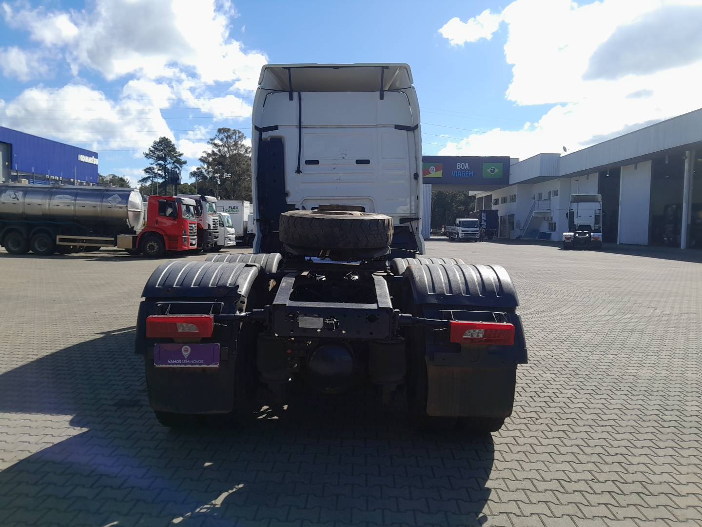 VOLKSWAGEN/29.520 METEOR 6X4