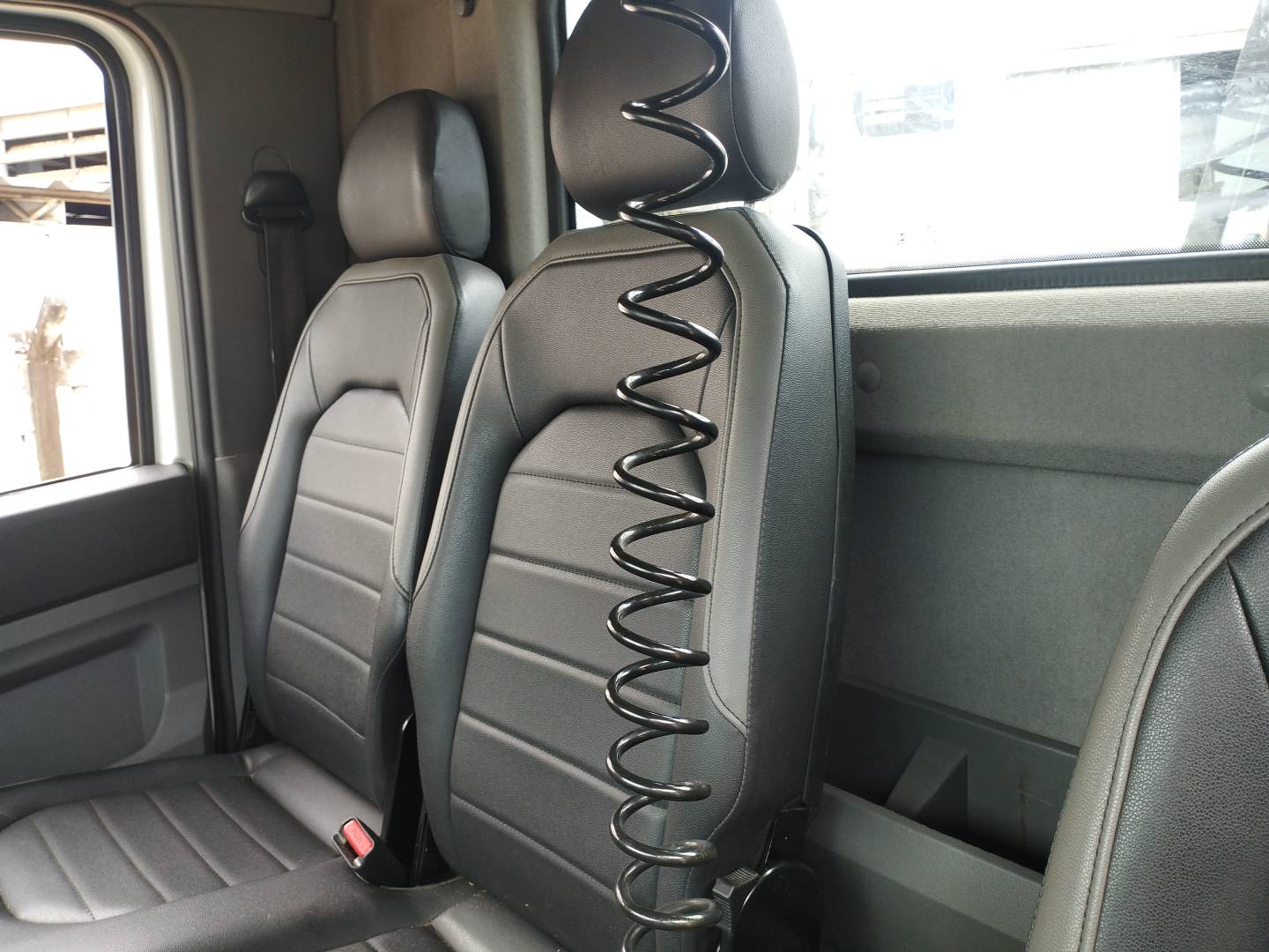 VOLKSWAGEN/11.180 DRC 4X2