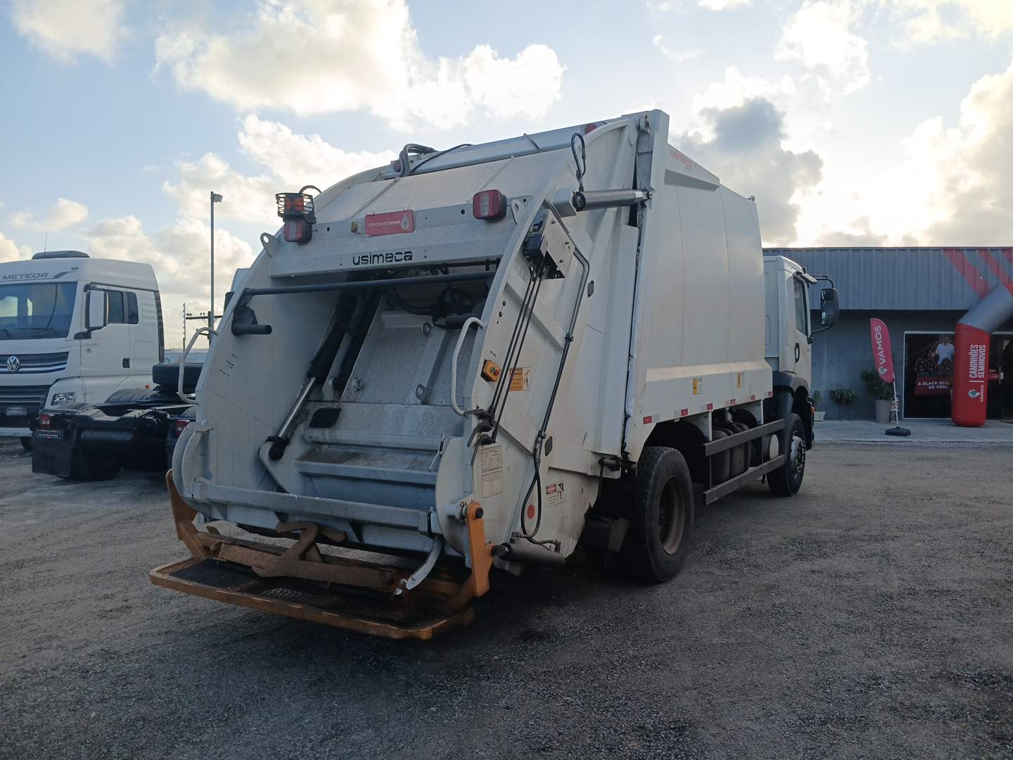 17-260 E CONSTEL. 4X2 2P (DIESEL) (E5)