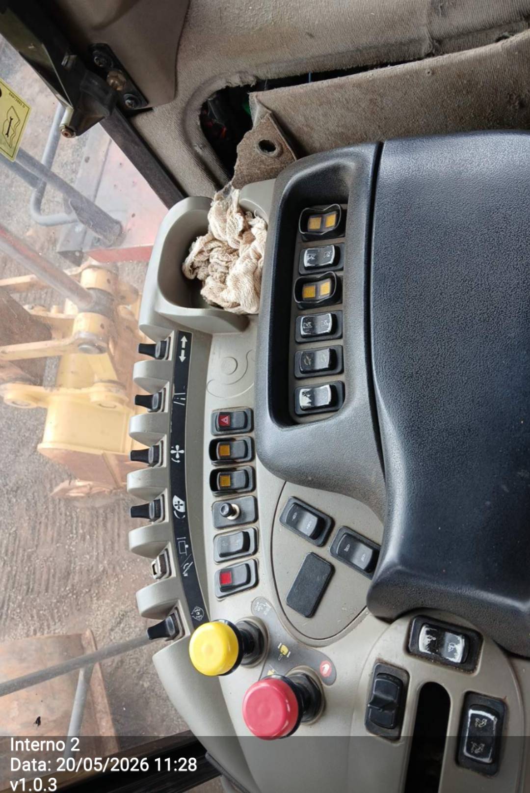 CASE 8810