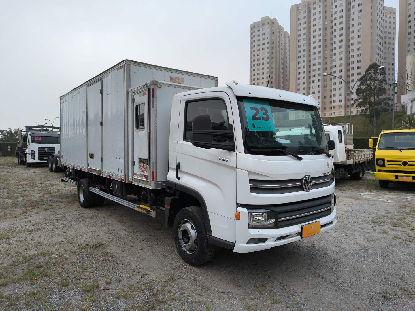 VOLKSWAGEN/11.180 DRC 4X2