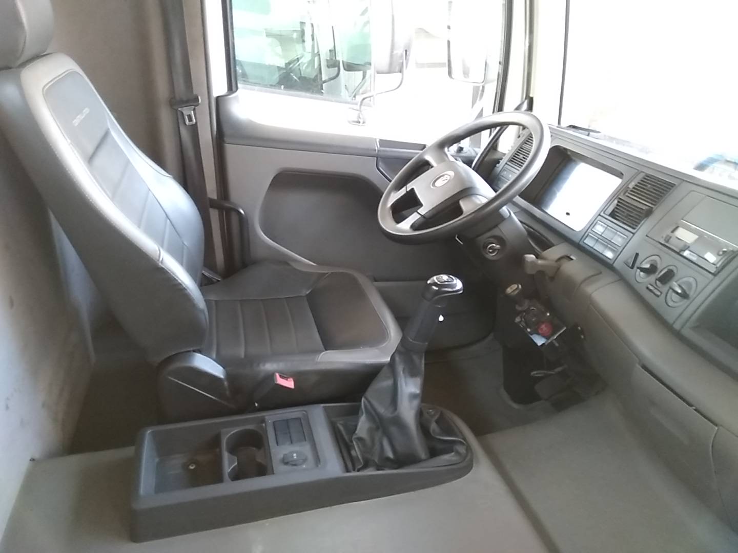 VOLKSWAGEN/26.280 CRM 6X4