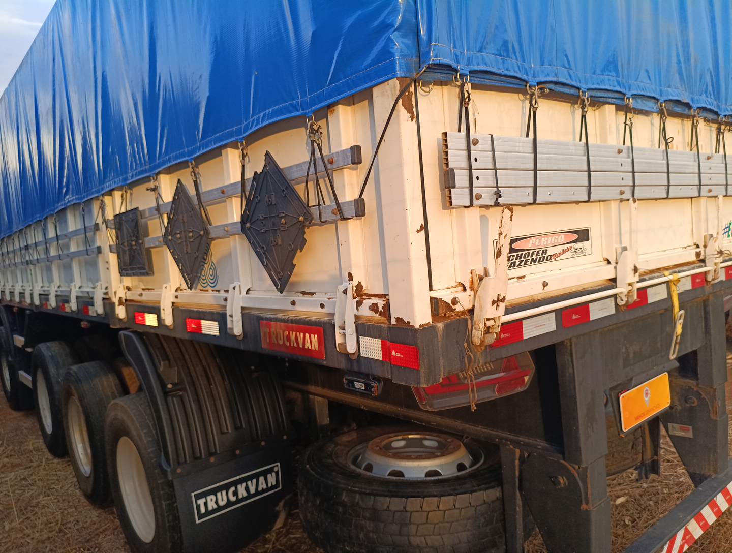 SR GRANELEIRO 4E (1+3)