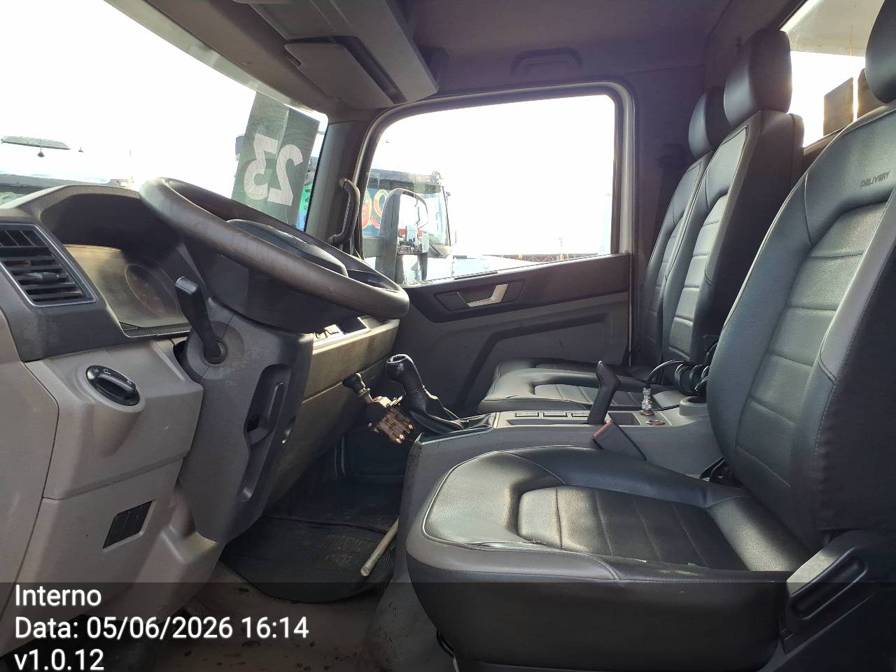 VOLKSWAGEN/11.180 DRC 4X2