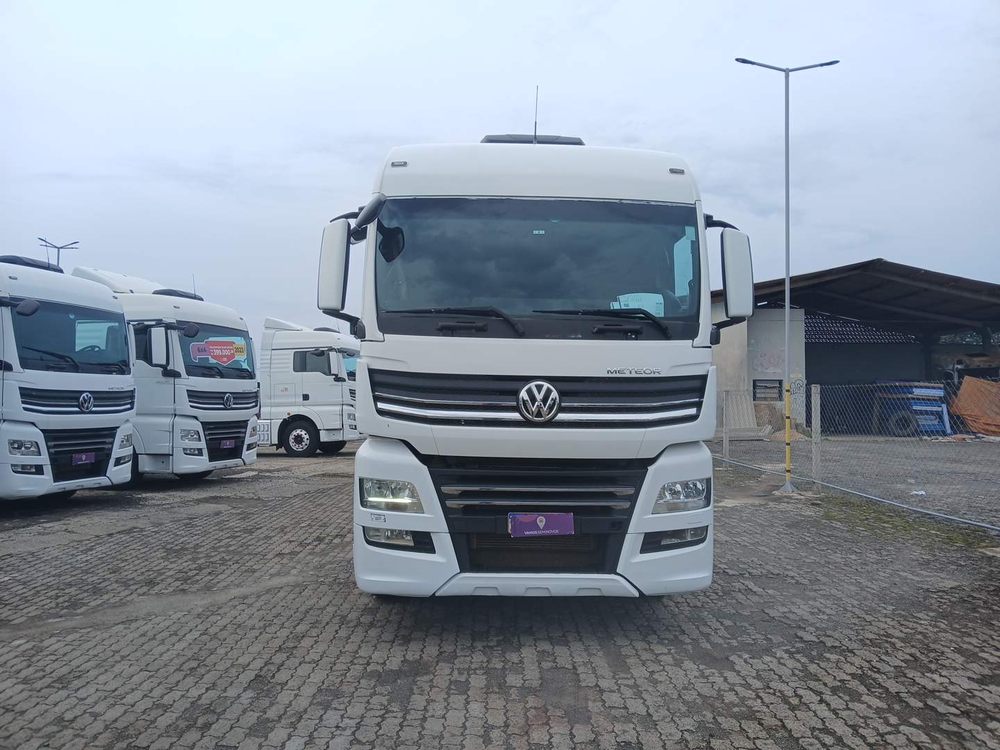 VOLKSWAGEN/29.520 METEOR 6X4