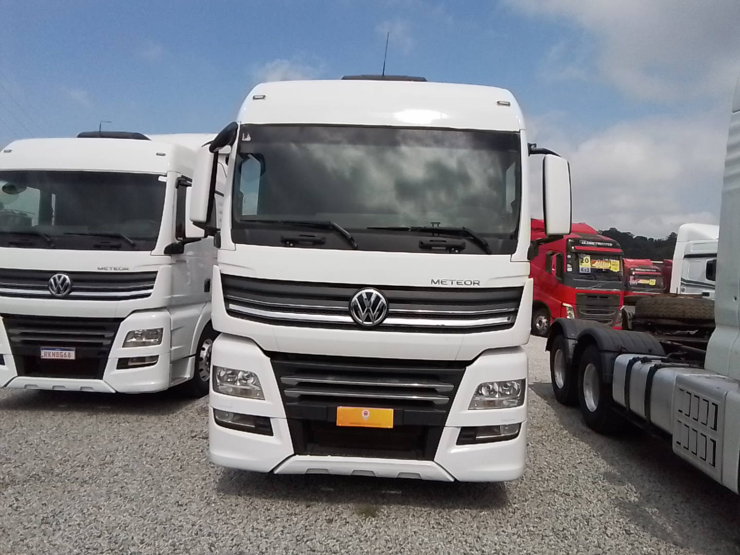 VOLKSWAGEN/29.520 METEOR 6X4