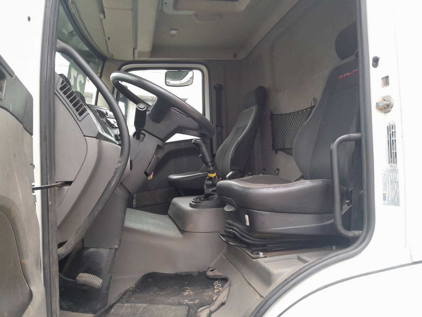 24-280 E CONSTEL. 6X2 2P (DIESEL)(E5)