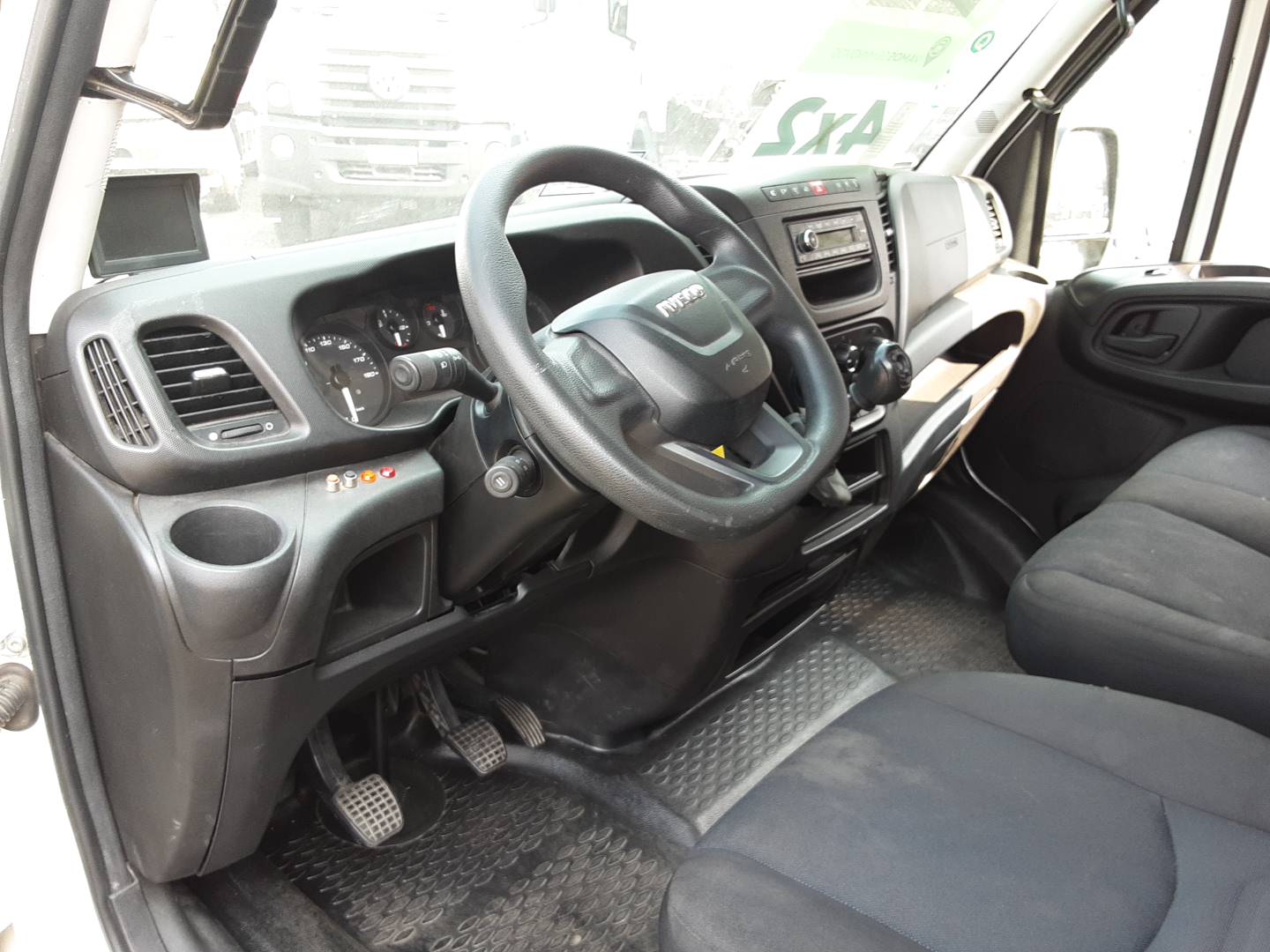 IVECO/DAILY 30-130 VAN