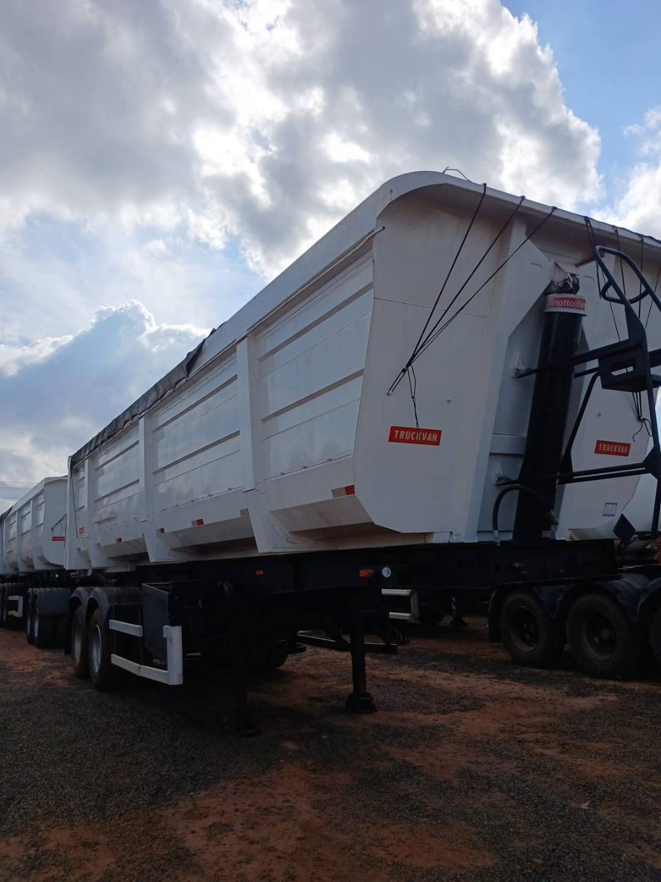 RODOTREM BASCULANTE