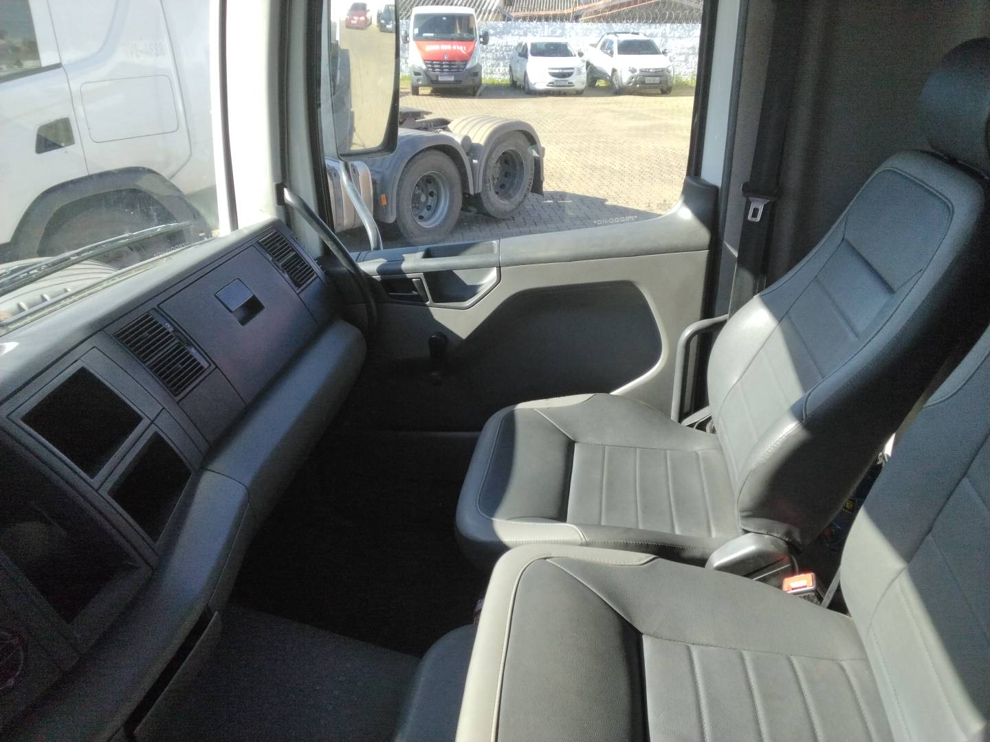 17-230 E CONSTELLATION 2P (DIESEL)(E5)