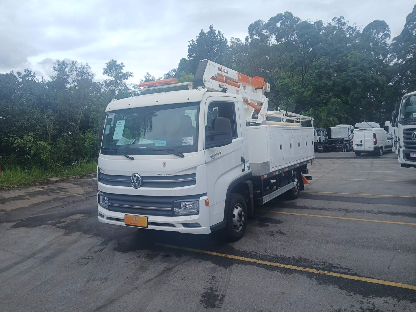 VOLKSWAGEN/EXPRESS DRF 4X2