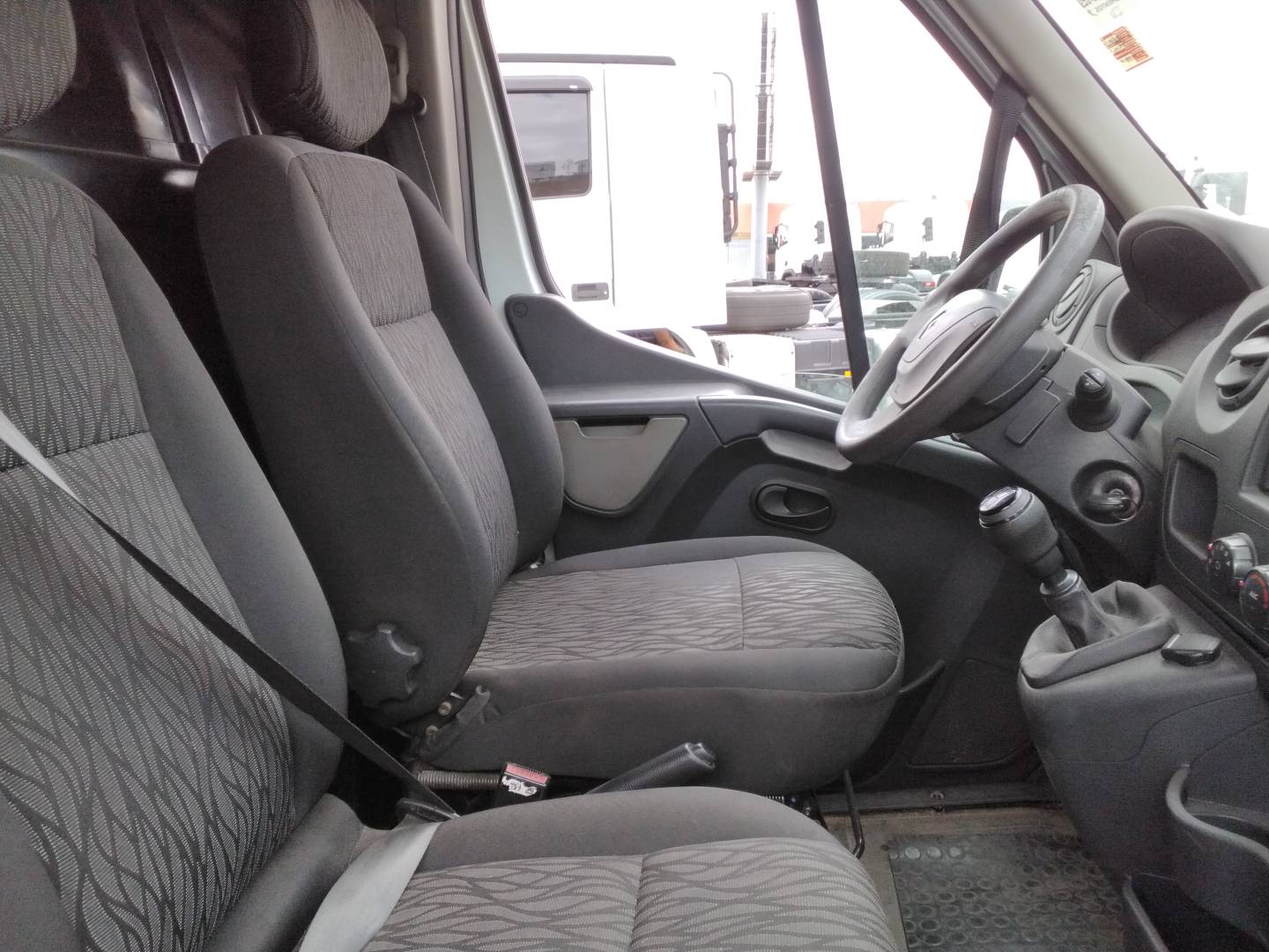 RENAULT/MASTER FUR L1H1