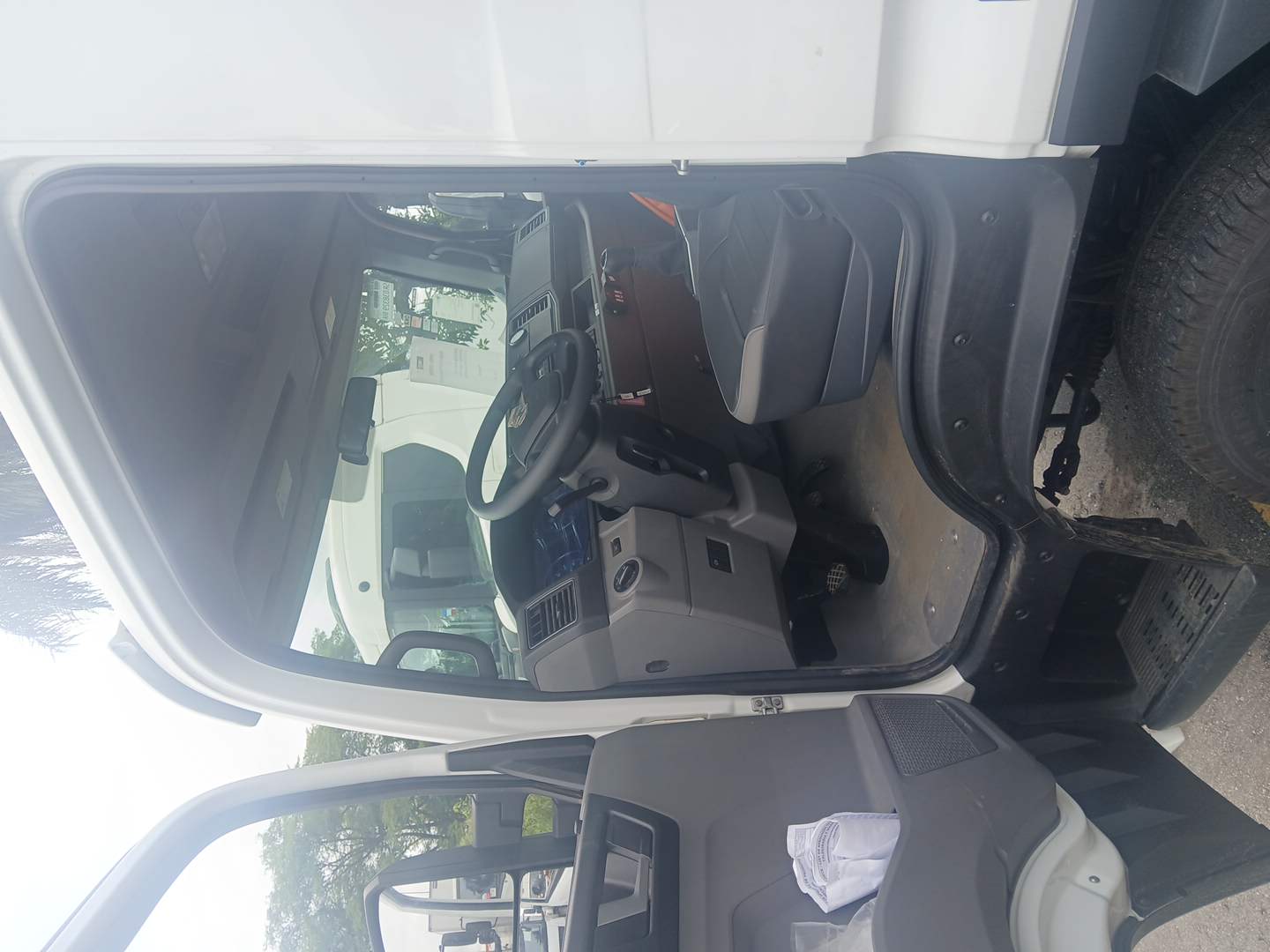 VOLKSWAGEN/EXPRESS DRF 4X2