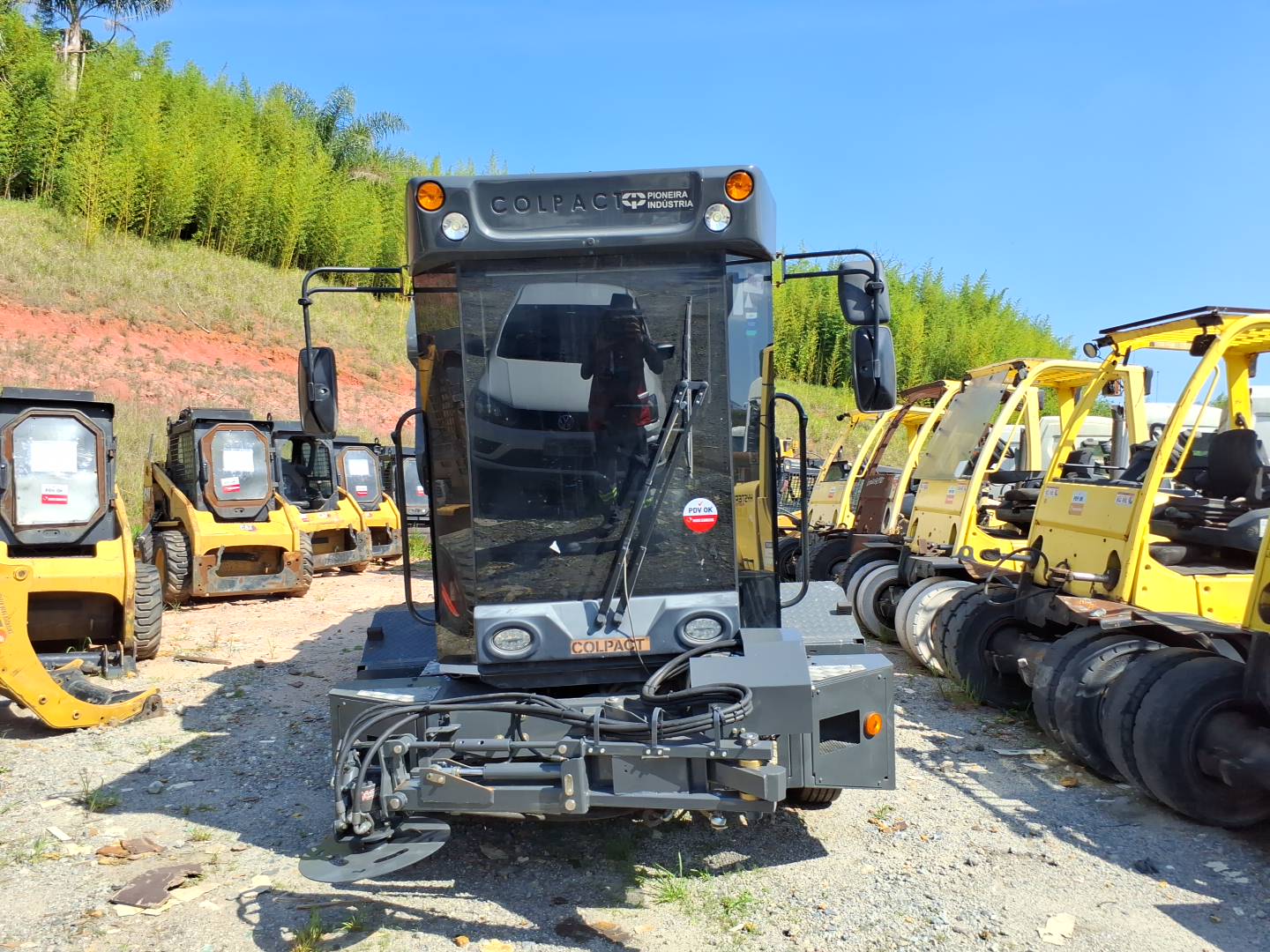VARREDEIRA MECANICA SUCÇÃO