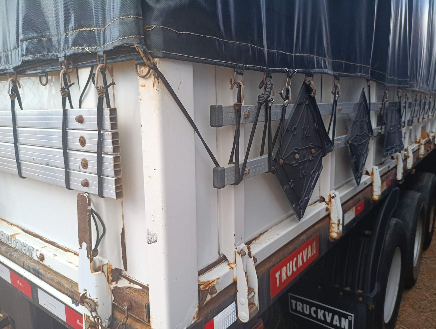 SR GRANELEIRO 4E (1+3)