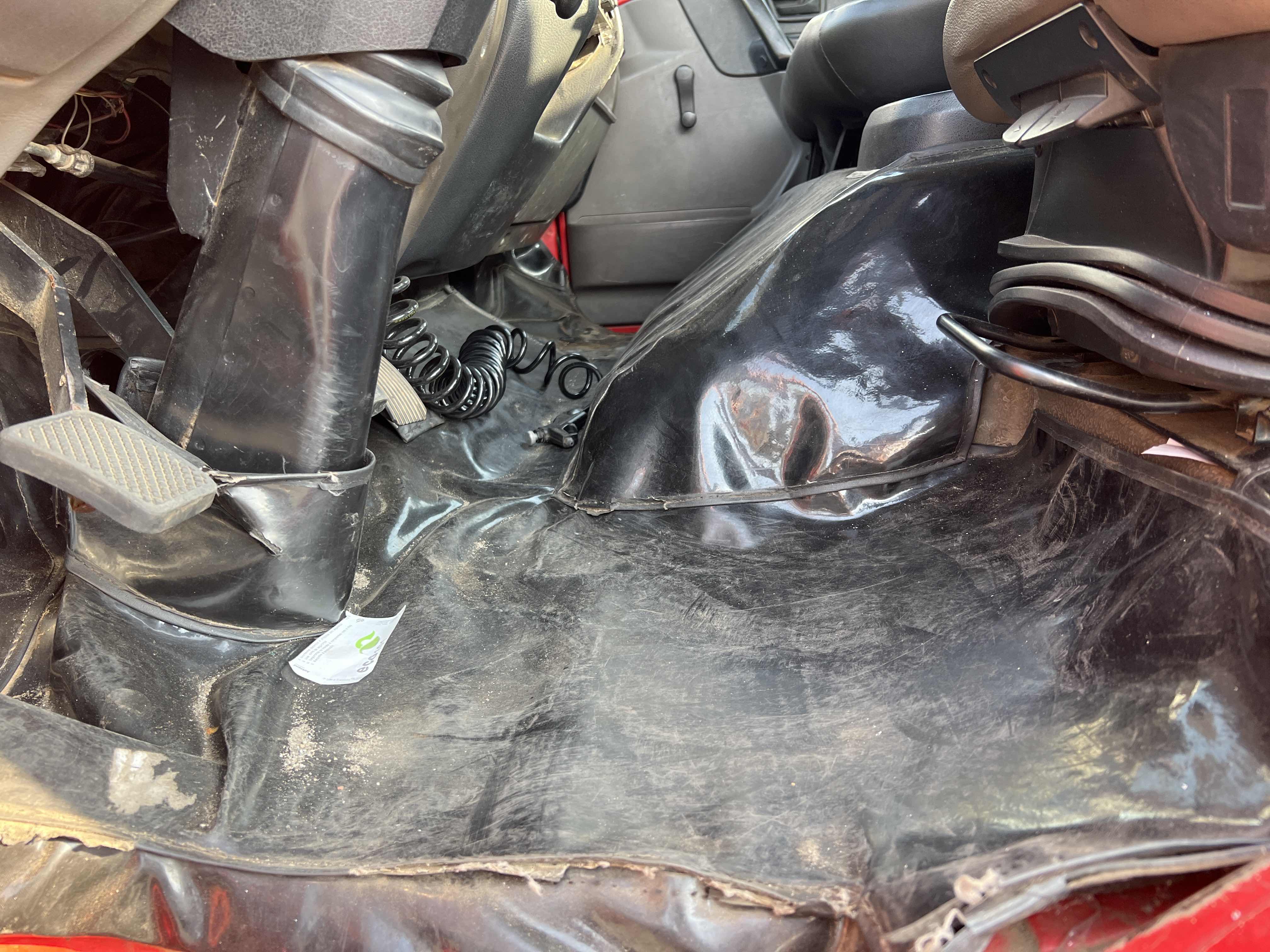 VOLKSWAGEN/13.190 WORKER