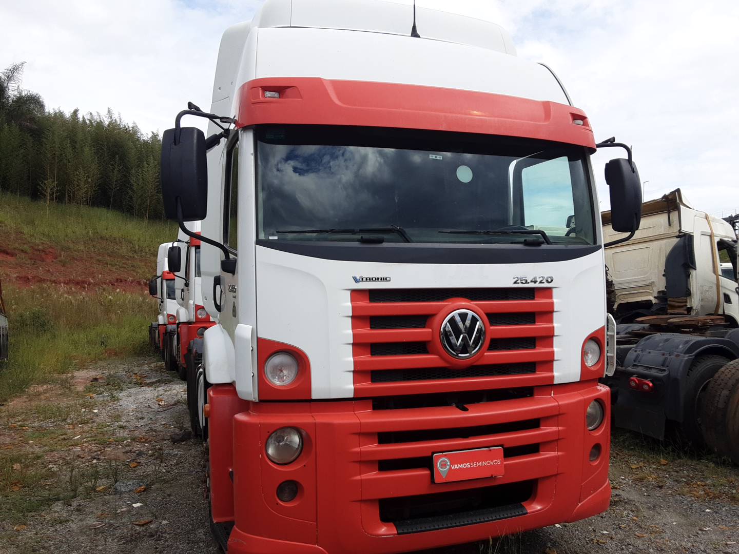 VOLKSWAGEN CONSTELLATION 25.420