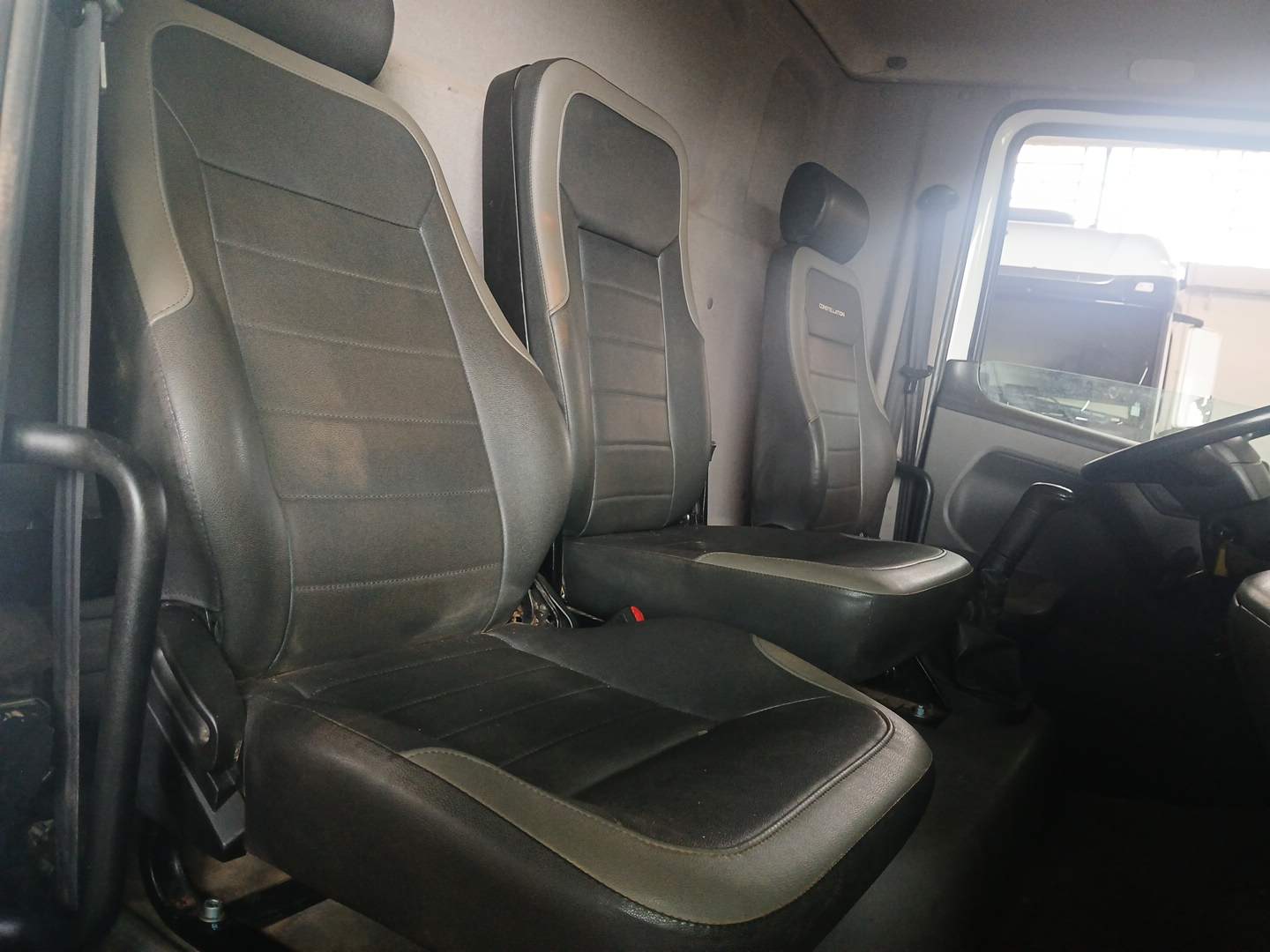 VOLKSWAGEN/17.190 CRM ROB