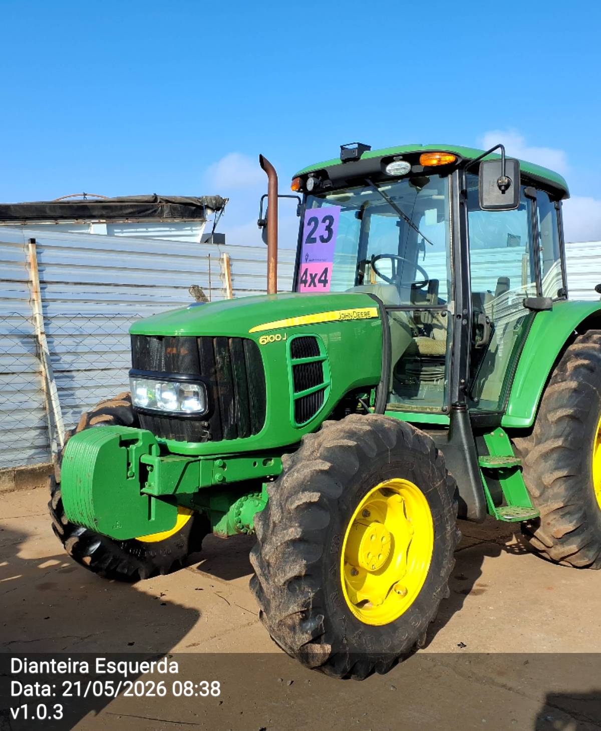 TRATOR 6100J