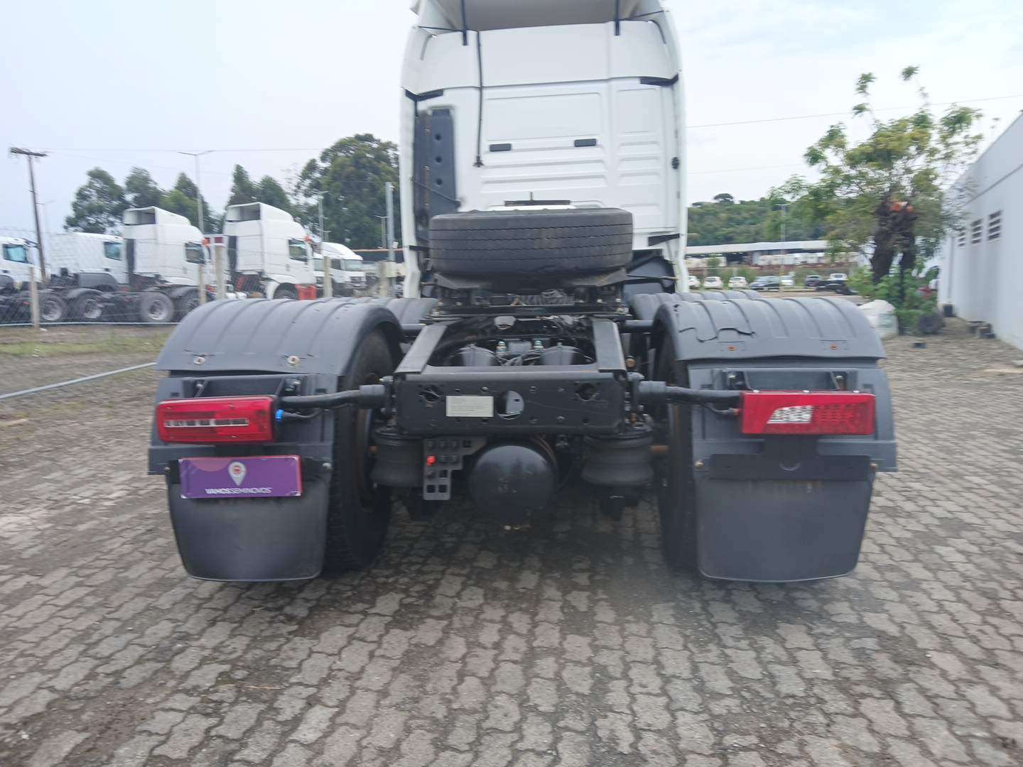 VOLKSWAGEN/29.520 METEOR 6X4