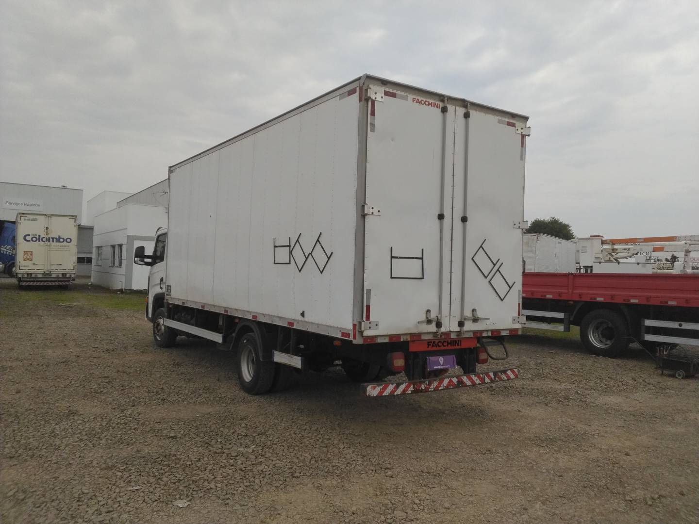 VOLKSWAGEN/11.180 DRC 4X2