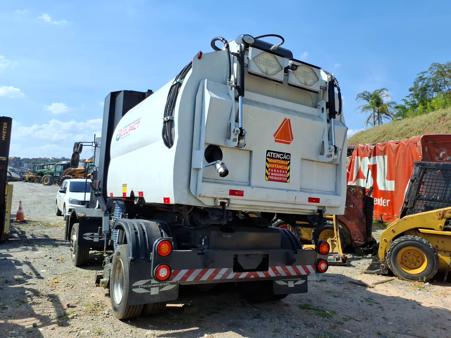VARREDEIRA MECANICA SUCÇÃO