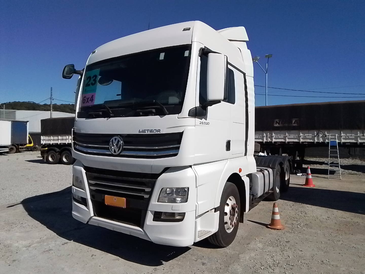 VOLKSWAGEN/29.520 METEOR 6X4