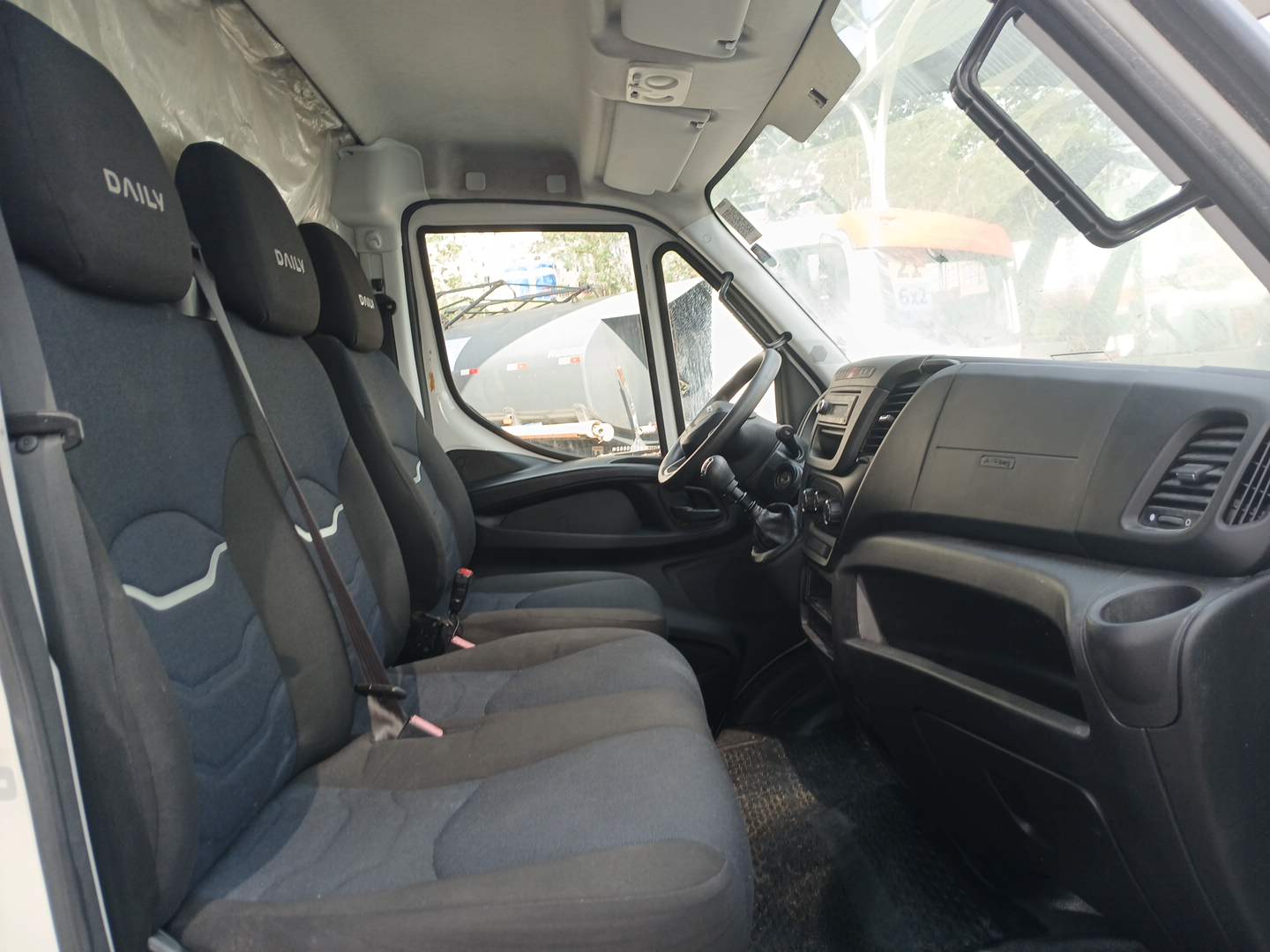 IVECO/DAILY 30-130 VAN