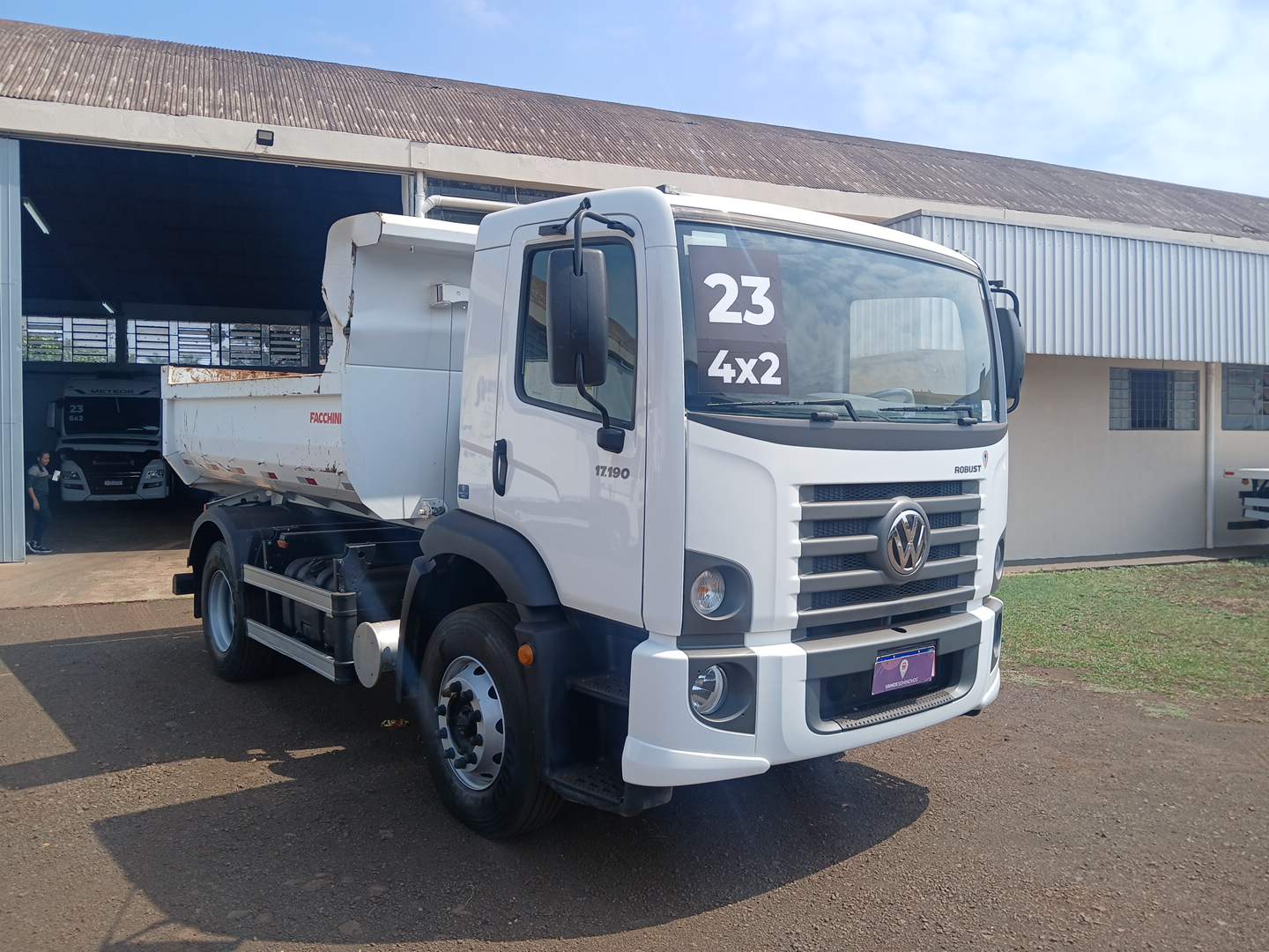 VOLKSWAGEN/17.190 CRM ROB