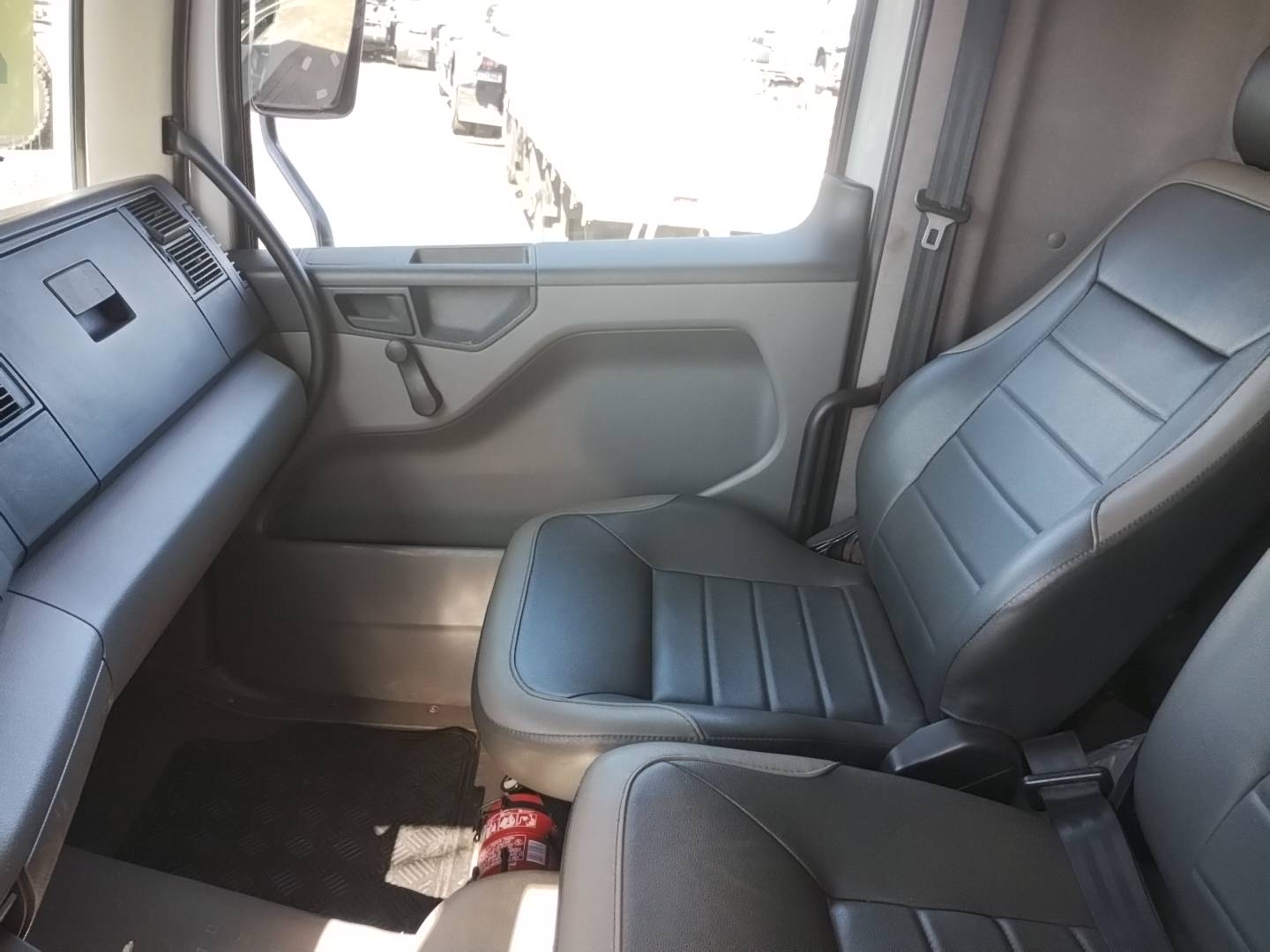 17-230 E CONSTELLATION 2P (DIESEL)(E5)