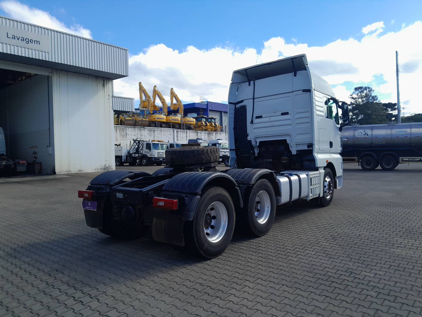 VOLKSWAGEN/29.520 METEOR 6X4