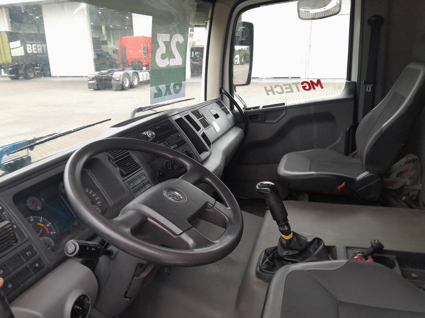 24-280 E CONSTEL. 6X2 2P (DIESEL)(E5)