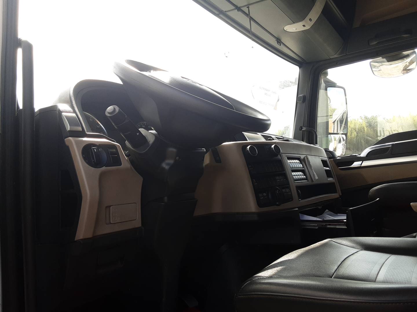 VOLKSWAGEN/29.520 METEOR 6X4