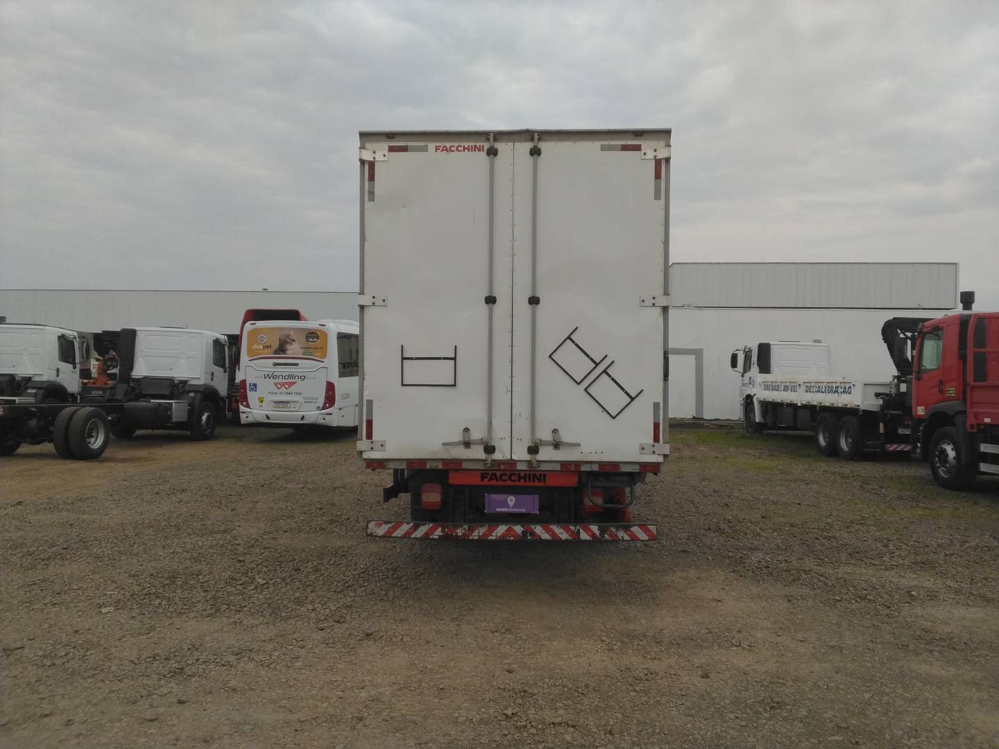 VOLKSWAGEN/11.180 DRC 4X2